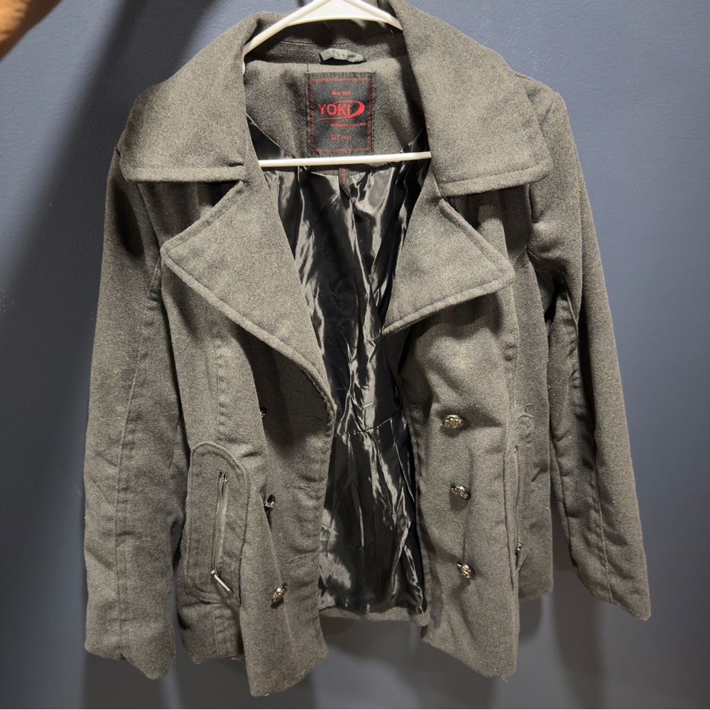 Yoki Gray Wool-Blend Coat with Black Lining